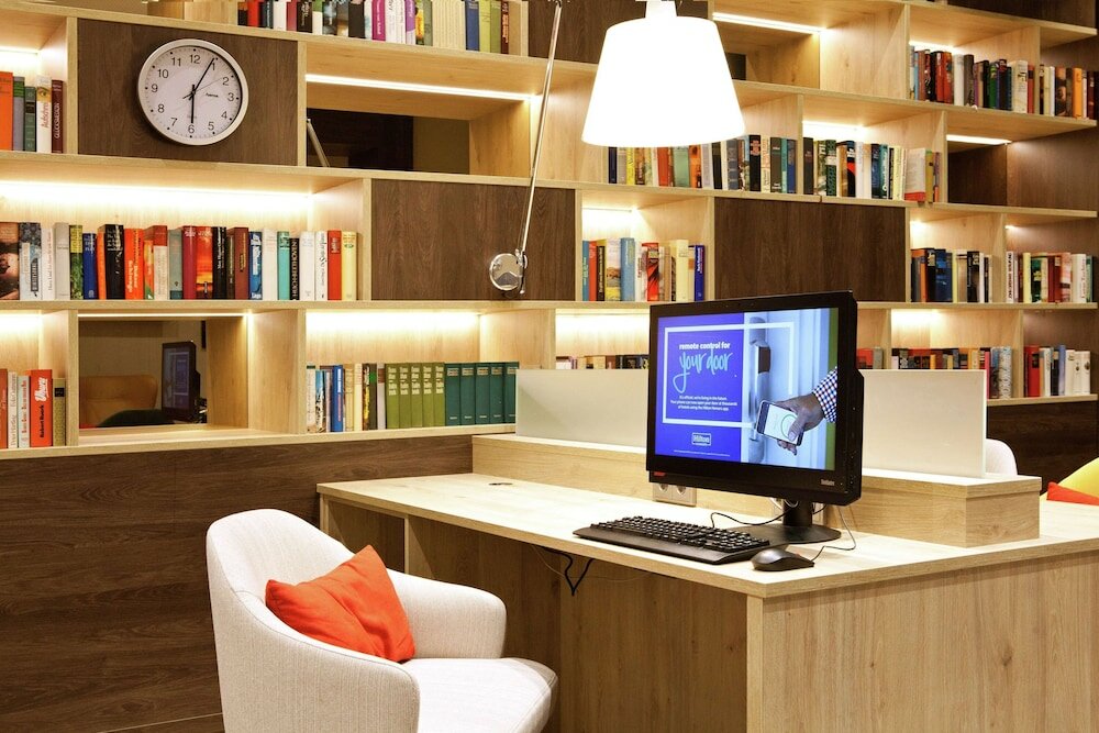 Фото Hampton by Hilton Berlin City East Side Gallery