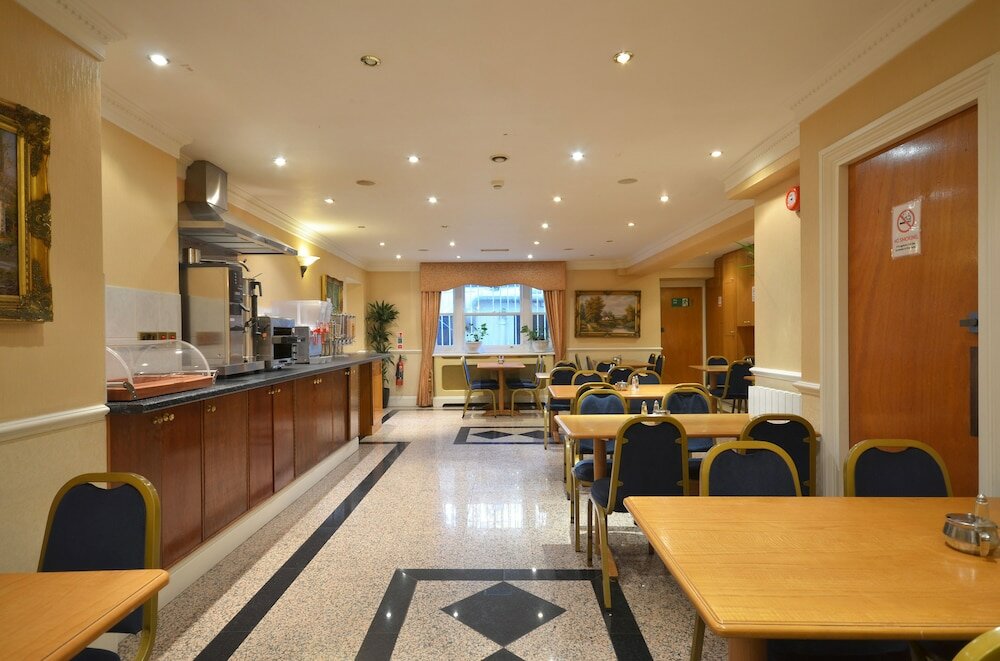 Фото Alexandra Hotel