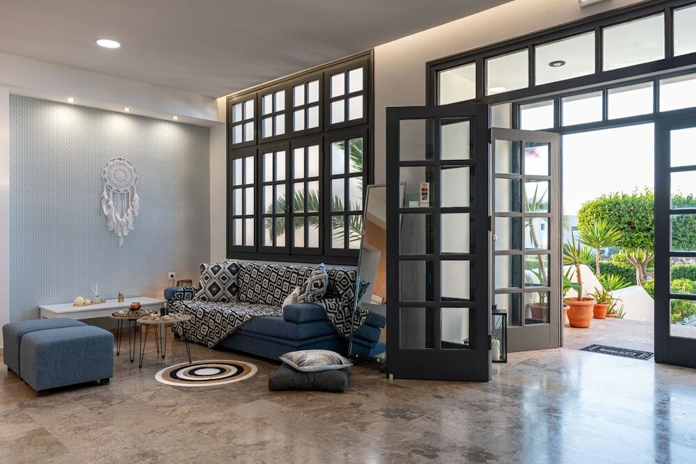 Фото Anemos Inn by Estia