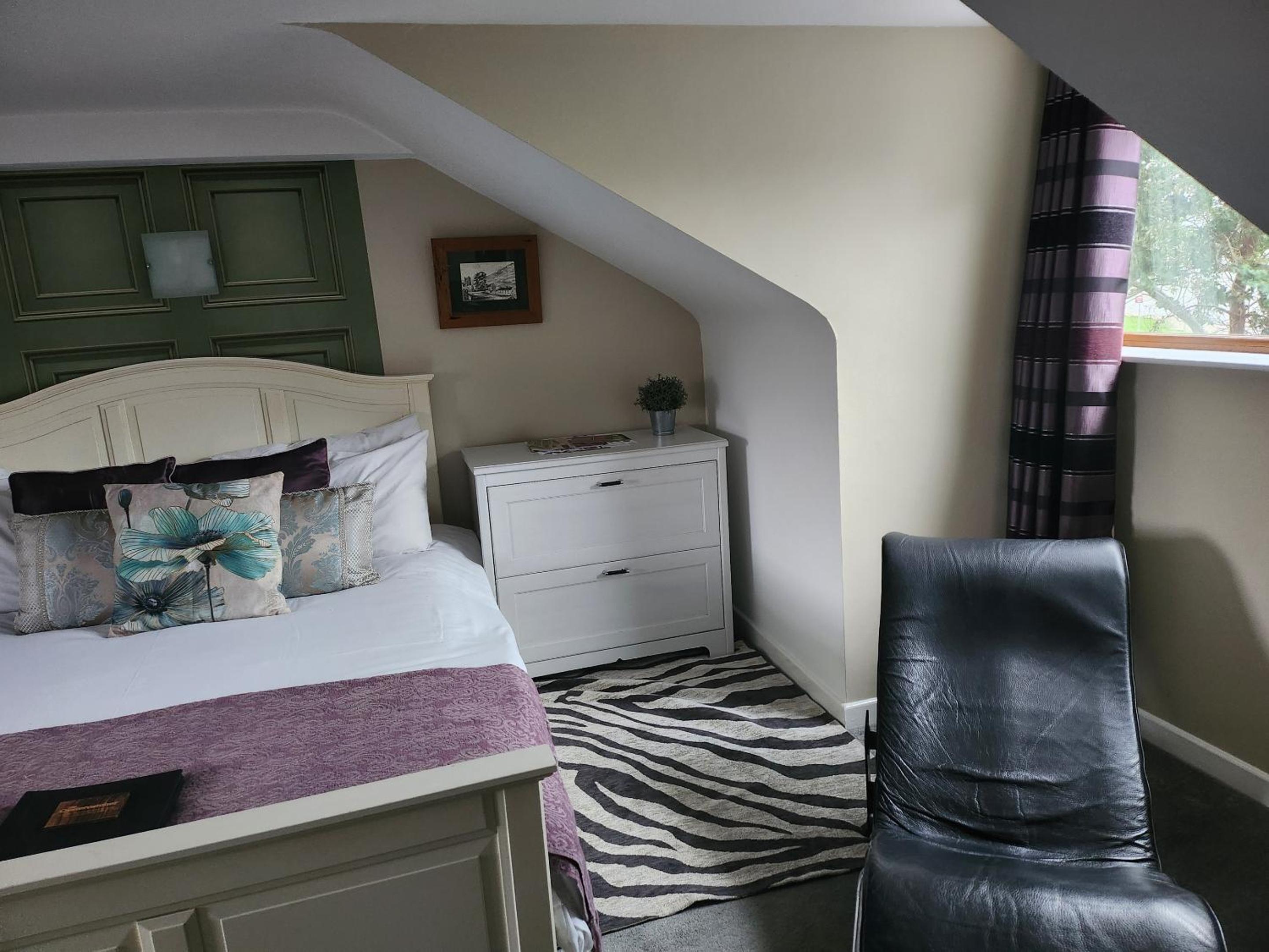 Фото The Oystercatcher