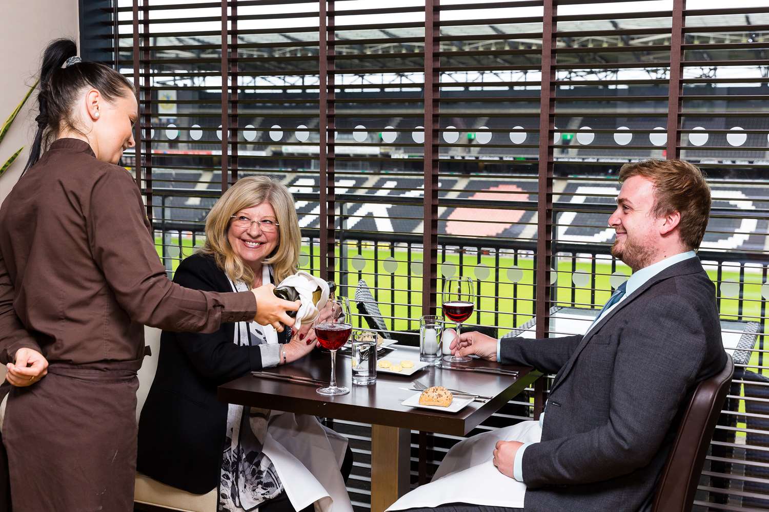 Фото DoubleTree by Hilton Milton Keynes