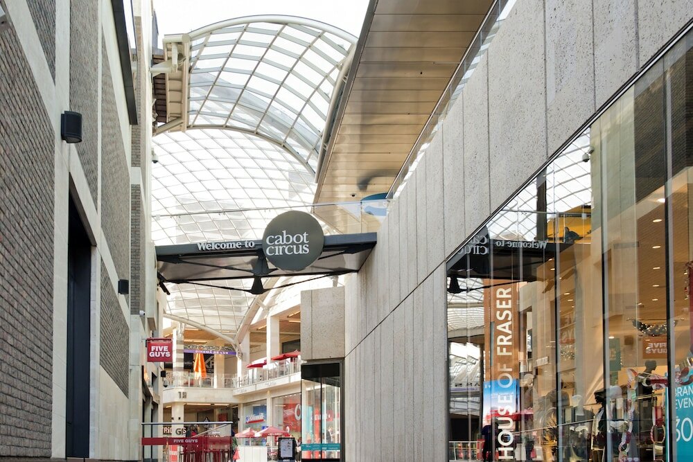 Фото Premier Inn Bristol City Centre Finzels Reach