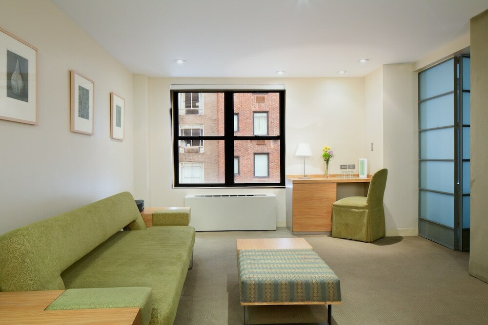 Фото The Shoreham Hotel