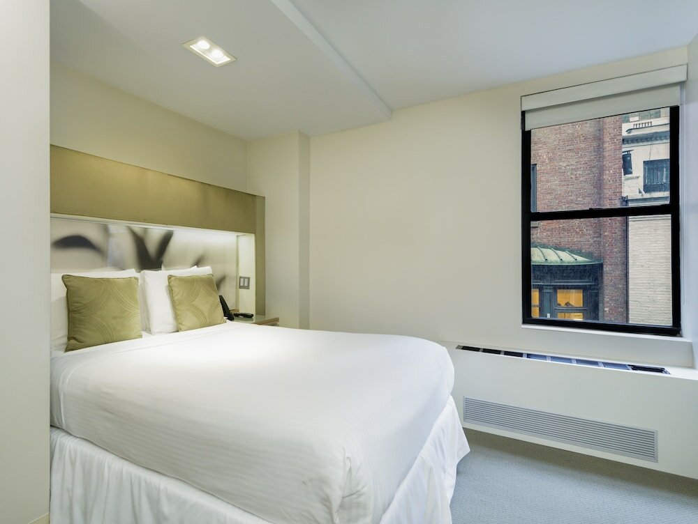 Фото The Shoreham Hotel