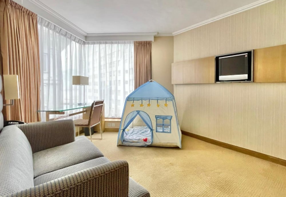 Фото The Kowloon Hotel