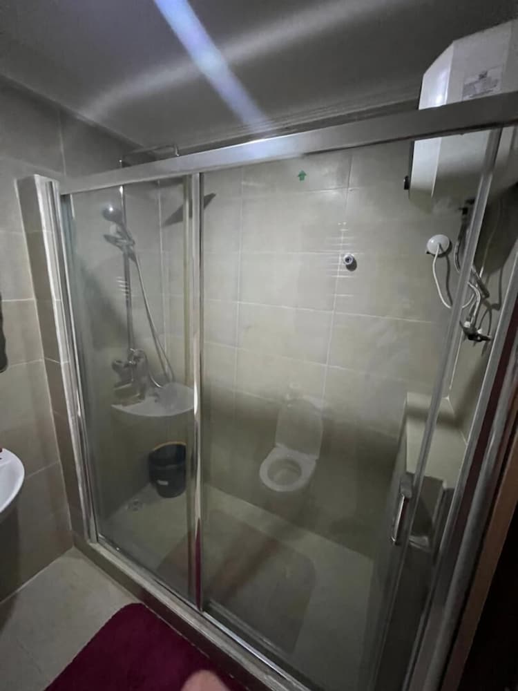 Фото Emperor's PLace Luxury Room