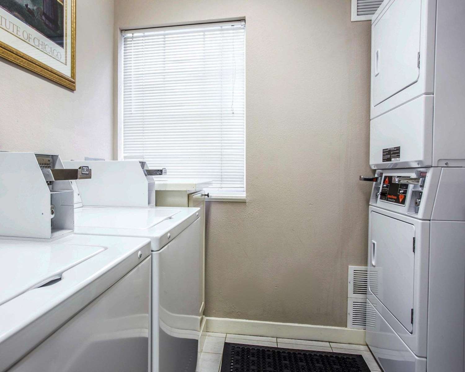 Фото Quality Suites Atlanta Buckhead Village North