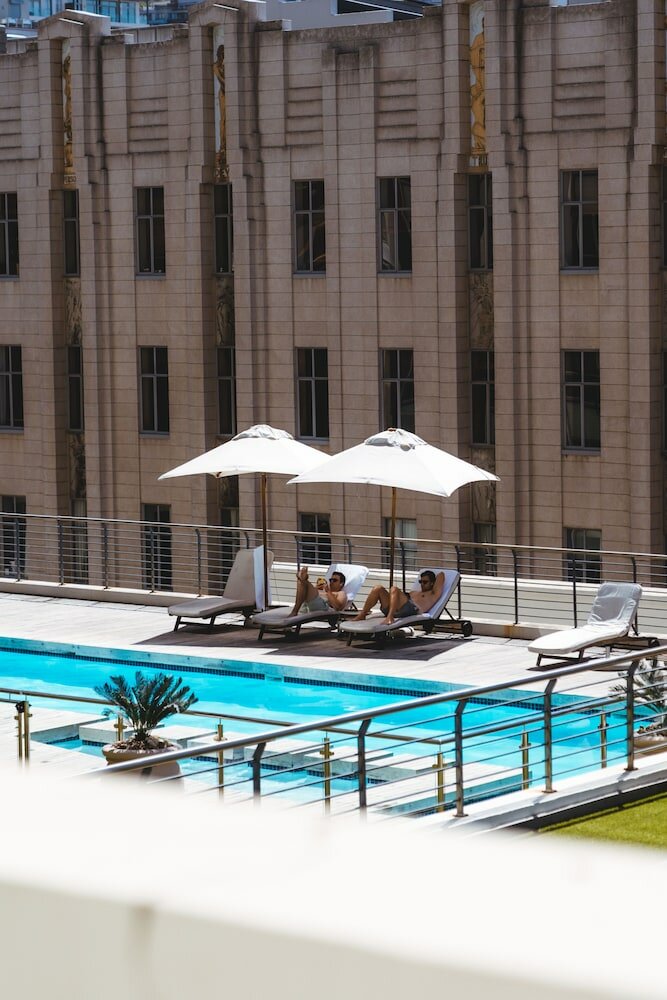 Фото Mandela Rhodes Place Hotel