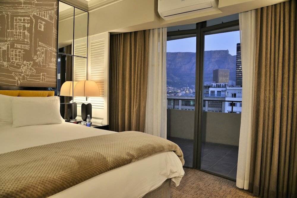 Фото Capetonian Hotel