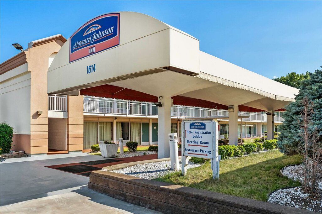 Hotel Howard Johnson by Wyndham Albany, Albany, photo