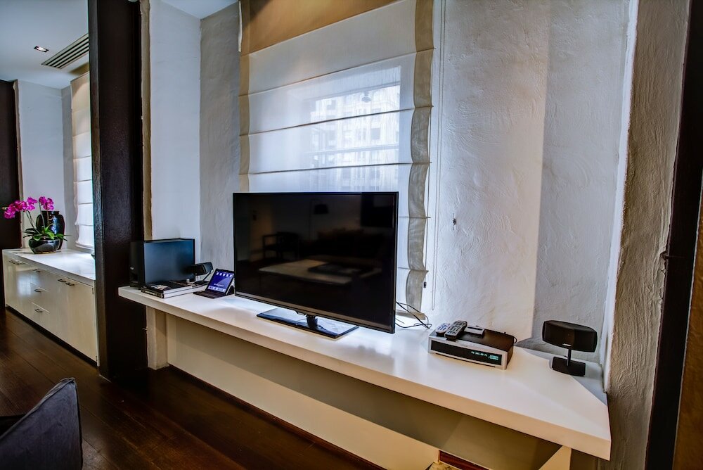 Фото Establishment Hotel