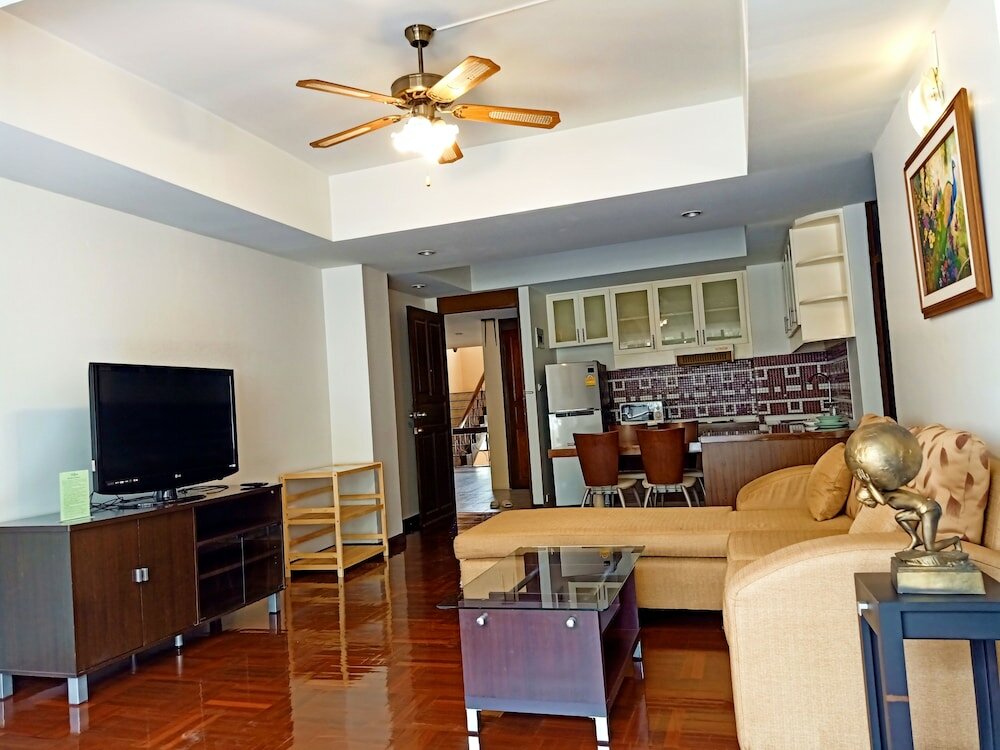 Фото Le Vanvarothai Saladaeng Residence