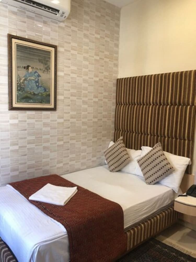 Фото Bentley Hotel Marine Drive