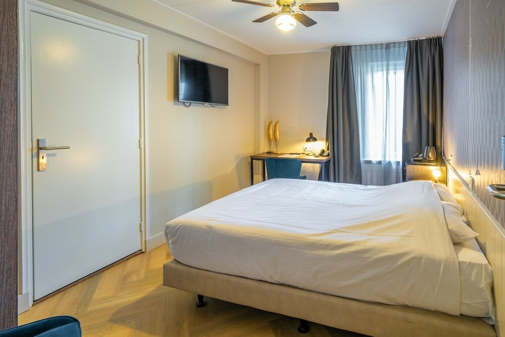 Фото Fletcher Hotel-Restaurant De Korenbeurs