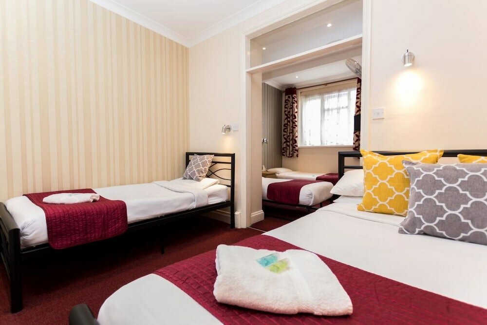 Фото Oyo Sino Hotel