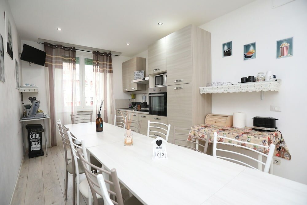 Фото Cineroma Guesthouse