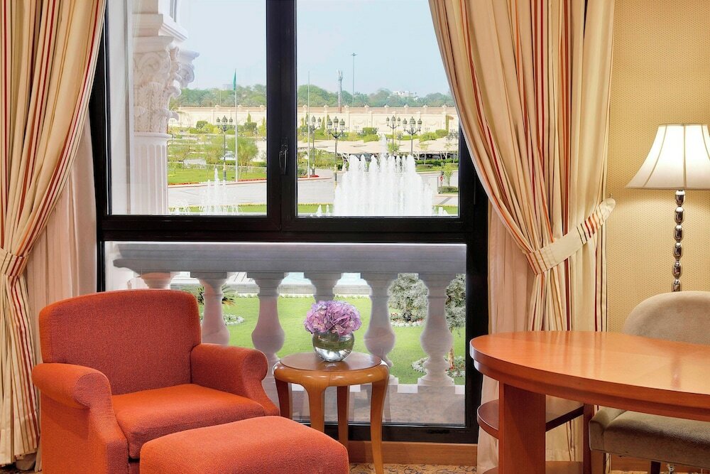 Фото The Ritz Carlton Riyadh