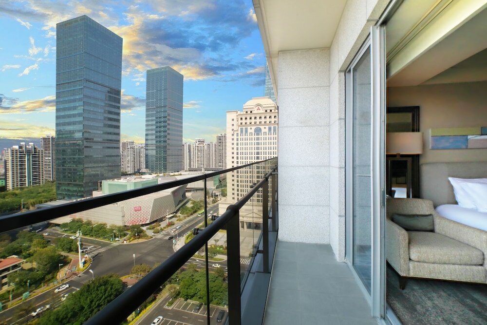 Фото Xiamen International Conference Center Hotel