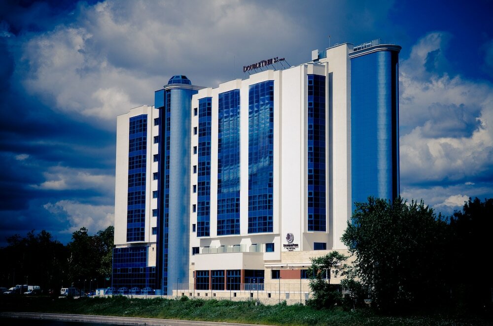 Фото DoubleTree by Hilton Oradea