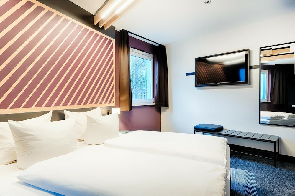 Фото B&b Hotel Bremen-City