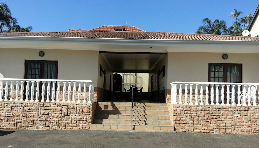 Фото Albion Manor