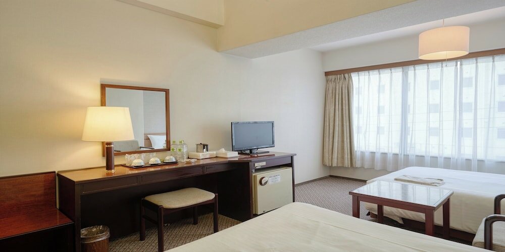 Фото Ryukyu Sun Royal Hotel