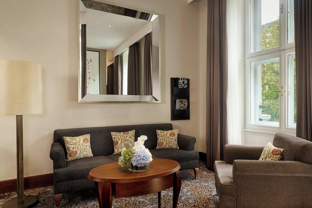 Фото The Ritz-Carlton