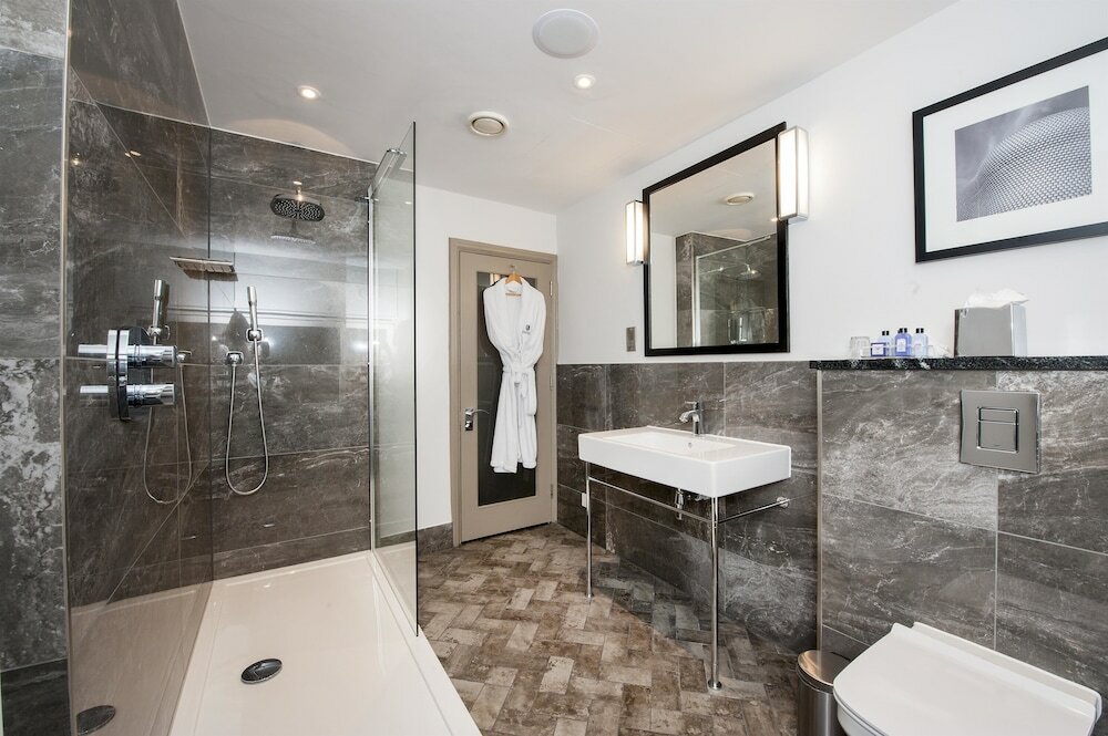 Фото Macdonald Burlington Hotel