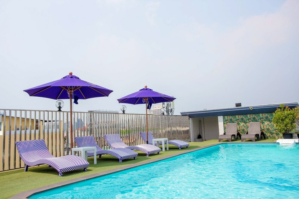 Фото Embryo Hotel