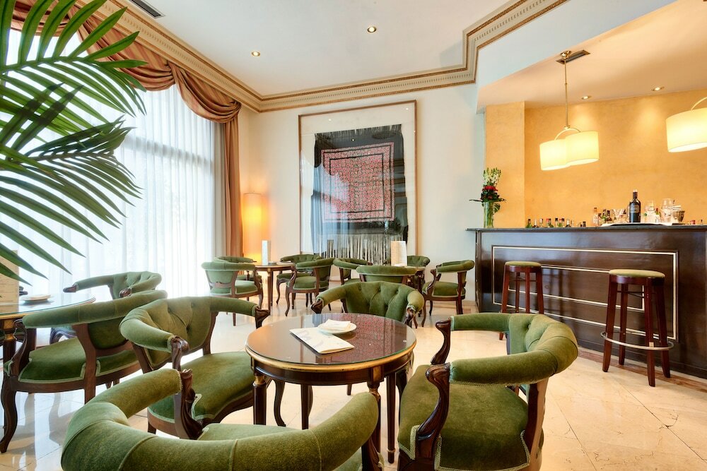 Фото Hotel Roger de Lluria