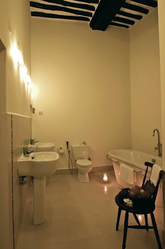 Фото Kisiwa House