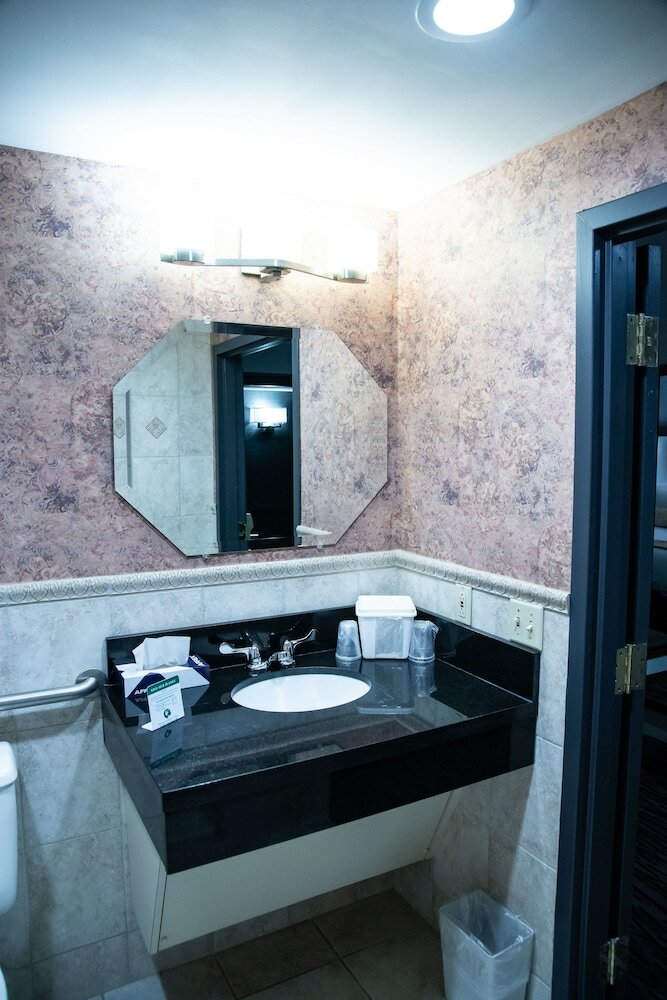 Фото Best Western on the Avenue