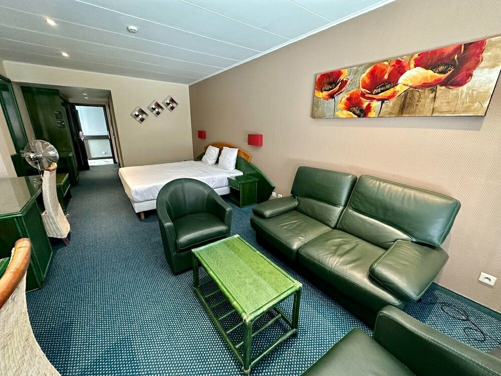 Фото B&b Hotel Mons Centre