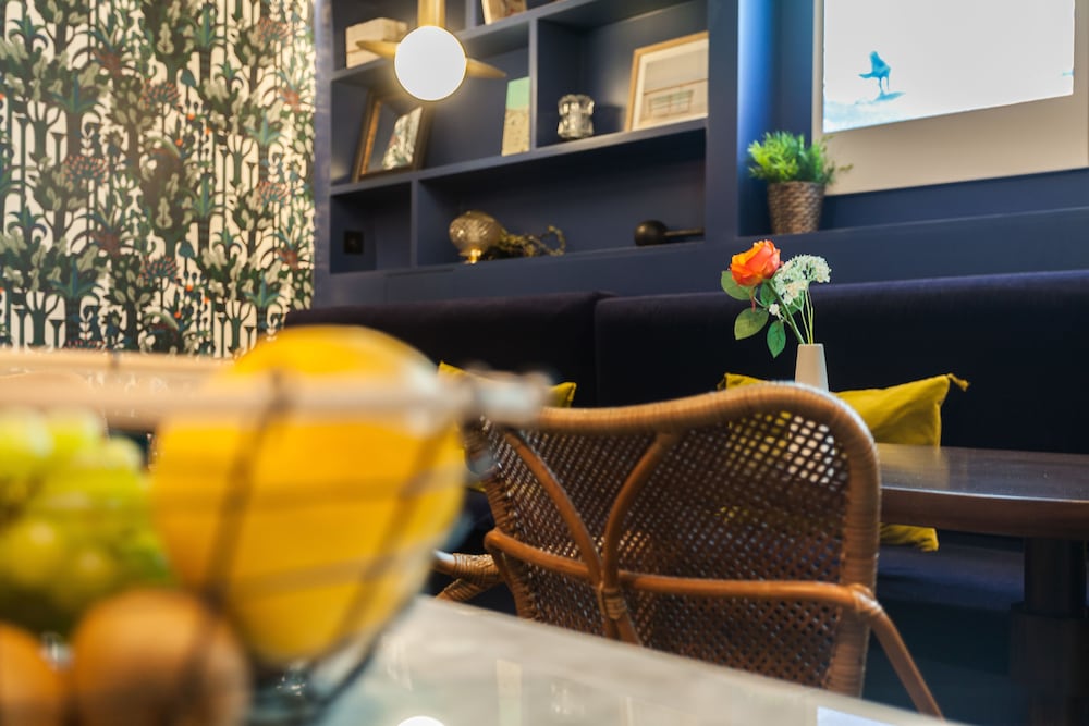 Фото Handsome Hotel