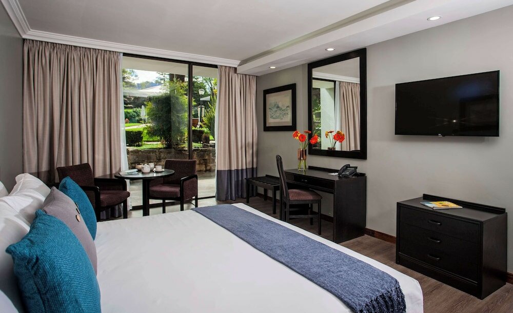 Фото Avani Maseru Hotel