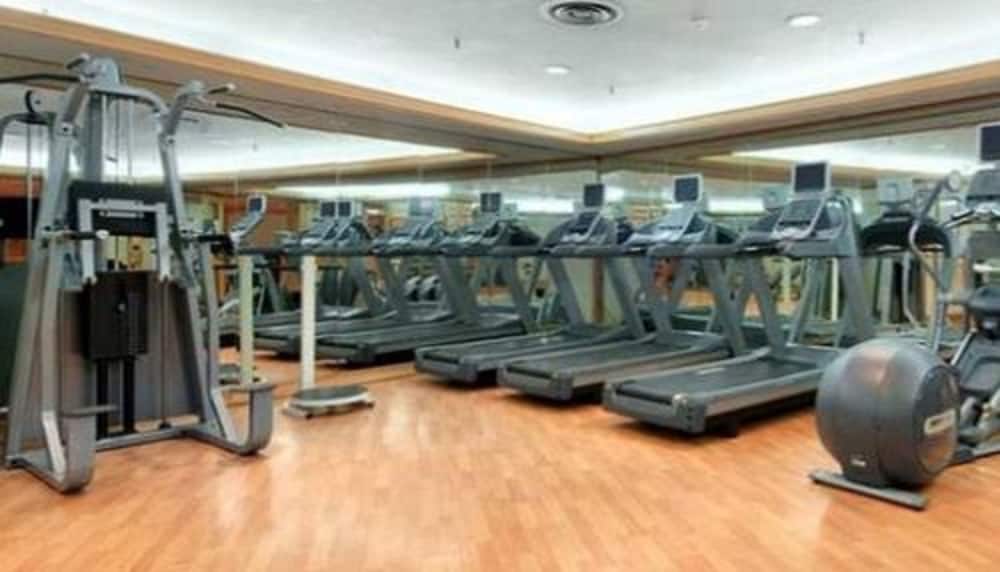 Фото Oasis Hotel