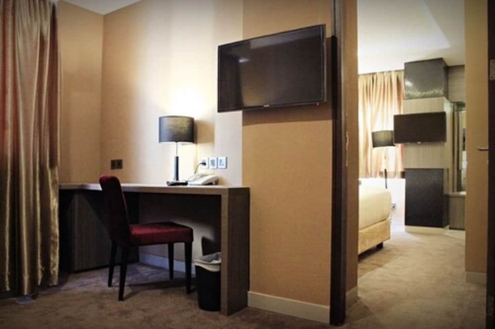 Фото Biz Hotel Batam