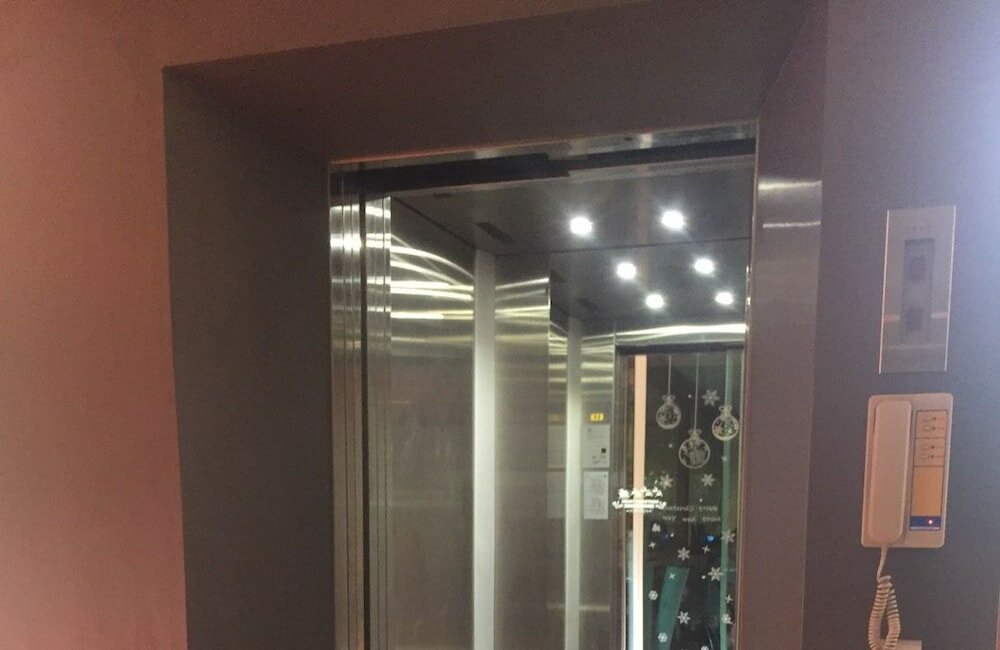 Фото Tharapark View Hotel