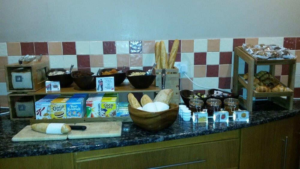 Фото Ibis Chesterfield Centre – Market Town