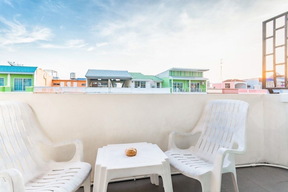 Фото The Beach Cha Am Guest House