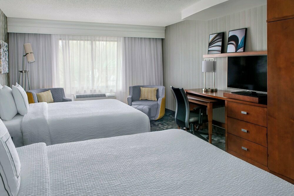 Hotel Courtyard Paramus, State of New Jersey, photo