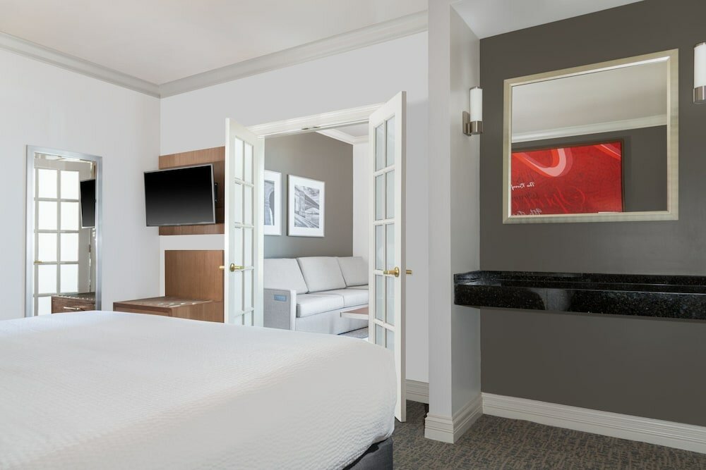 Фото Courtyard by Marriott St. Louis Downtown/Convention Center