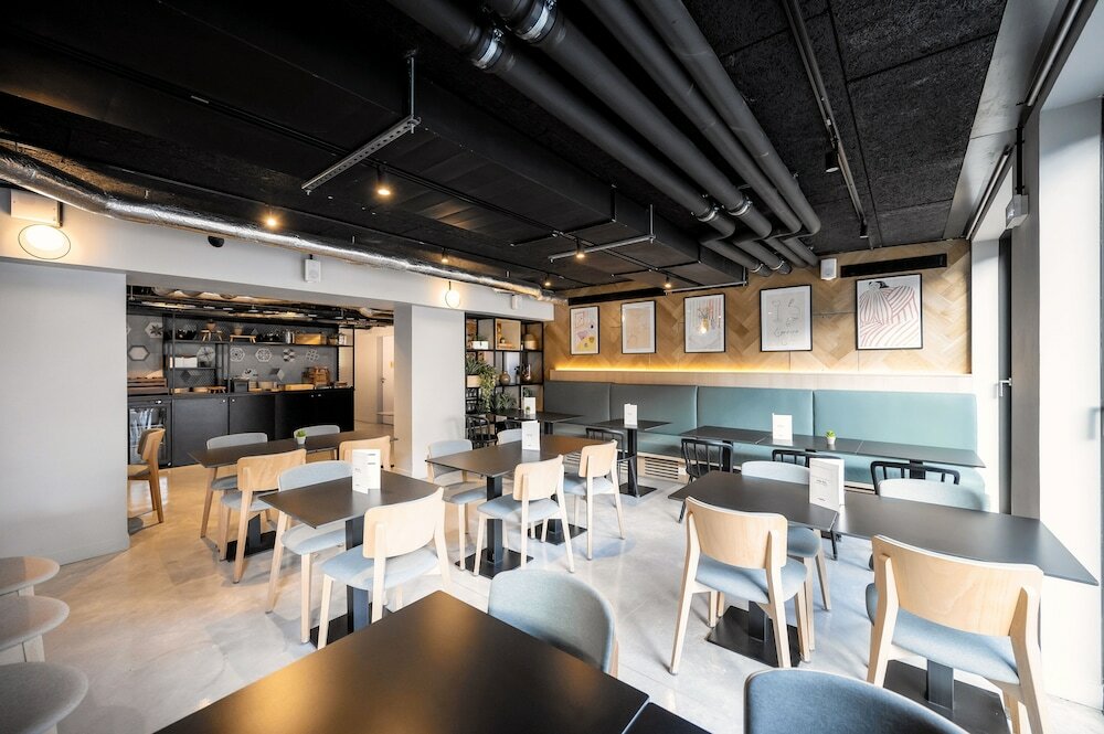 Фото Staycity Aparthotels Paris La Defense