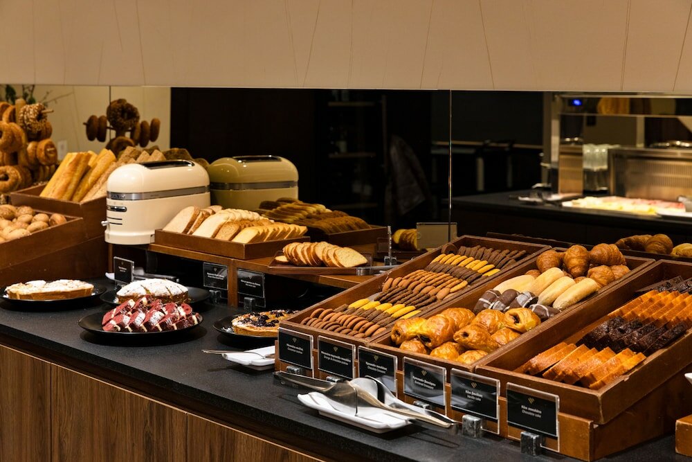 Фото Mediterranean Palace Hotel