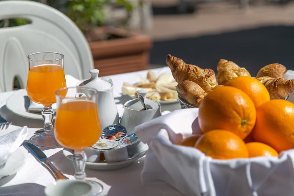 Фото Hotel Pantalon