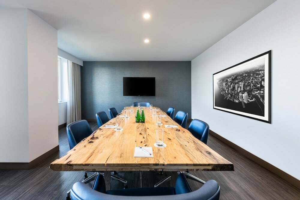 Фото Cambridge Suites Hotel Sydney