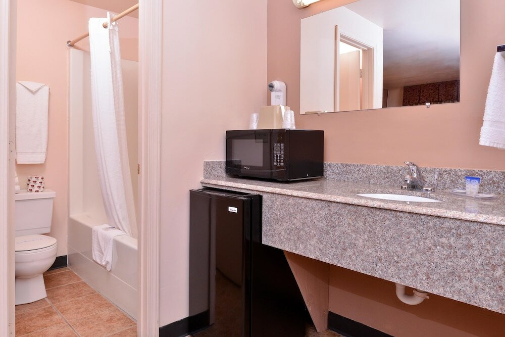 Фото Americas Best Value Inn Eugene