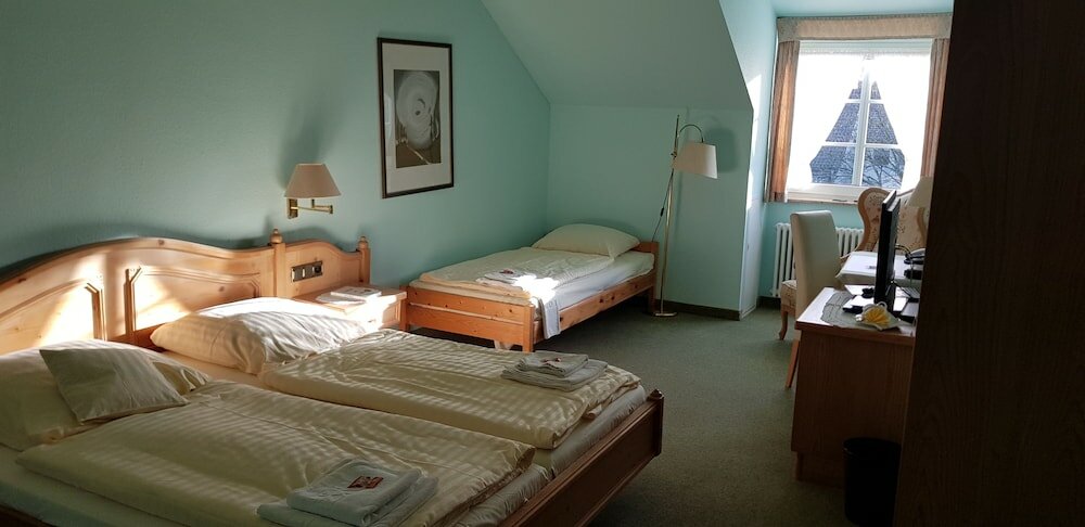 Фото Akzent Hotel Gut Hoeing