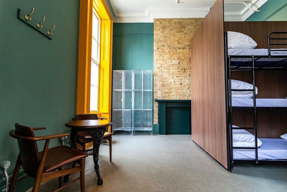 Фото White Ferry House Victoria PubLove