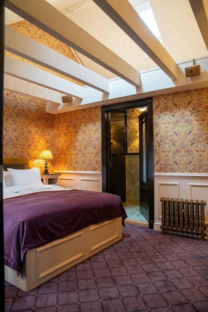 Фото Hotel Charmante